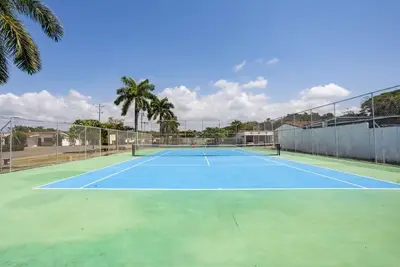 Image de Oceanfront, 24/7 security and A/C