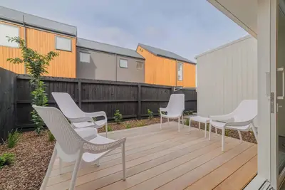 Image de Modern Two Storey Stay with Private Patio