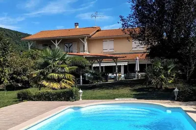 Image de Maison avec piscine à 5 minutes du lac de Charavines