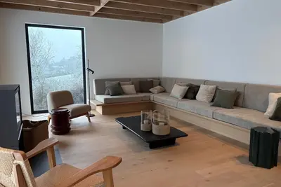 Image de Oakstone Lodge- Gite 12 personnes avec Jacuzzi Piscine et Sauna