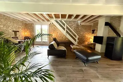 Image de Gîte de la Rastelle\nGîte de charme 3★ avec piscine à Duras (6 pers)