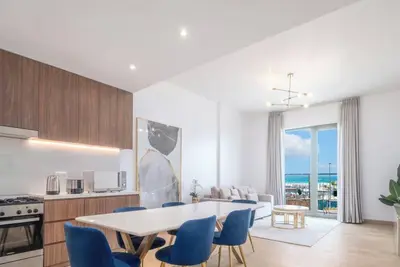 Image de Lux  The La Mer Sea View Suite 3