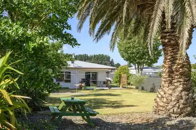 Image de Crunchy's Crib by Aotearoa Escapes