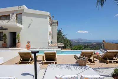 Image de Villa Staride, heated pool, sea view, family, cozy