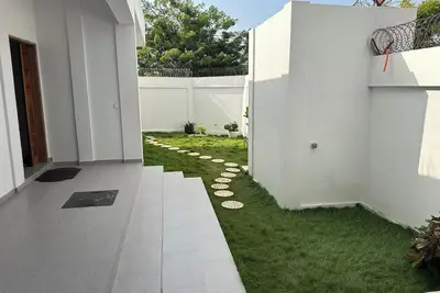 Image de 3-bedroom house in marvelous Baguida Lomé with cool Ac