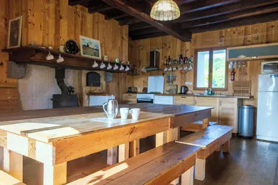 Image de Party House with English Style pub, ideal for reunions and group get togethers