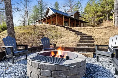 Image de Lazy Bear Cabin - Murphy