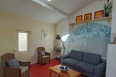 Image de Petite maison cozy et lumineuse, au calme d'une impasse au centre du village