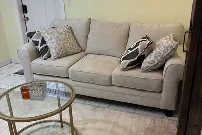 Image de Perfect 2-bedroom building with Ac in quaint Davie neighborhood