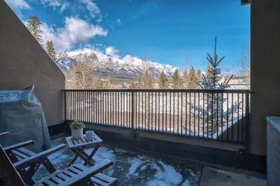 Image de Spacious Dual-Unit Stay | 2 Addresses | Ideal for Large Groups