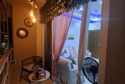 Image de Elegant & Comfortable Apartment with Private Balcony