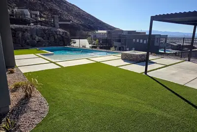 Image de Luxe Desert Escape w/ Strip View - 360° Las Vegas Strip & Mountain Views