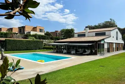 Image de Masia Forn, 14-16pax, Family, Beach & Swimming Pool
