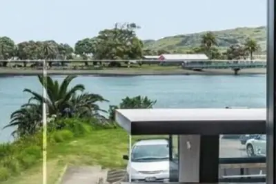 Image de Okiwi Landing • Stylish • Central