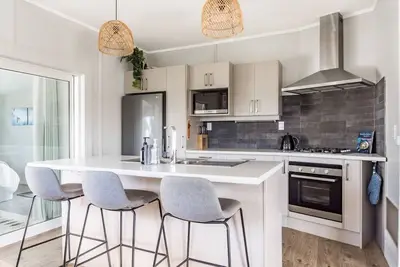 Image de Left Break • Easy Family Escape