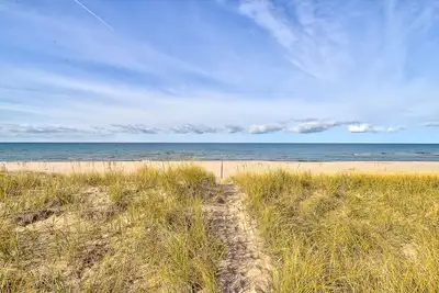 Image de Lake Michigan Escape-Private Frontage, Spectacular Low Bluff Beach and Sunsets\n-