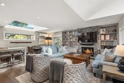 Image de Dolomite 10 | 5-Bedroom Townhome | 3 Levels | Walk to Town & Mountain Access