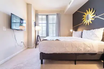 Image de Cozy 1 Bedroom in Lovely Arlington with Ac and Gym, Garage 5 min to Dc/Museums