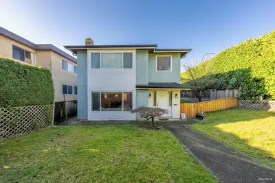 Image de 10 minutes from the airport. 5 bedroom Vancouver Home - Central location