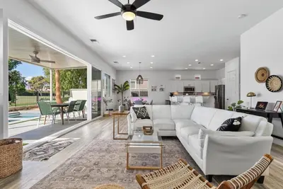 Image de The Indio Oasis: Spacious 4 bedroom home with pool & spa! A true desert retreat