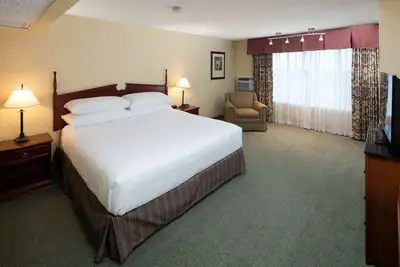 Image de Quiet Two Room Suite w/ Eco-Friendly Amenities Close to Old Town Eureka