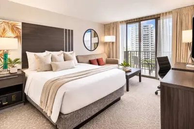 Image de Modern Island Studio Across from Hilton