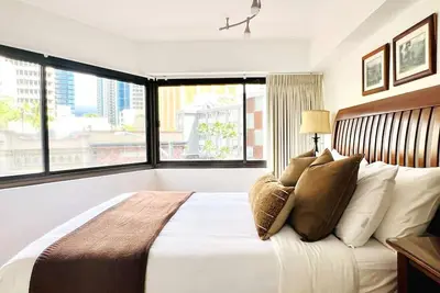 Image de Urban Oasis in Honolulu: Comfort & Parking