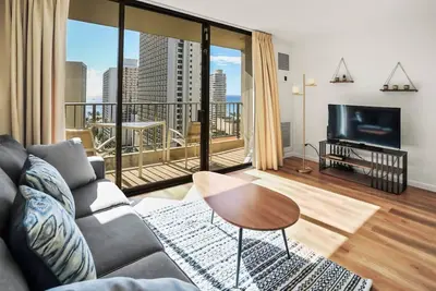 Image de Waikiki Beach Ocean View 1 Bd +Lanai +Free parking