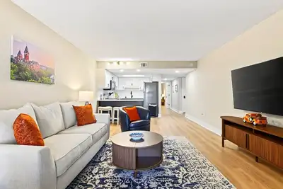 Image de Cozy 2br/2ba Renovated Condo Near Auburn Campus