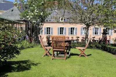 Image de Grande maison avec jardin, proche de la mer et du centre de Cherbourg