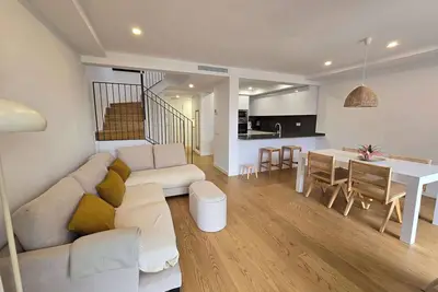 Image de Eixample Penthouse - Bright 2br duplex & terraces