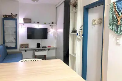 Image de Apto aconchegante e bem localizado com ar e wi-fi