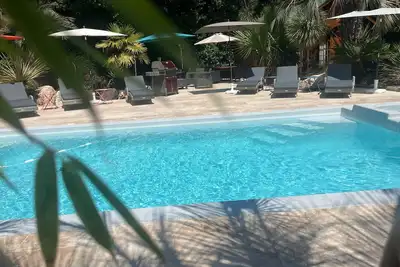 Image de L’Oasis de Boisset : Villa 5étoiles piscine privée avec bain à remous