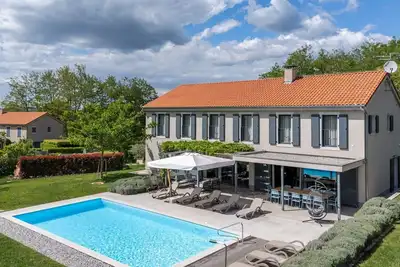 Image de Villa Povetica beautiful holiday home with private pool for 12 guests