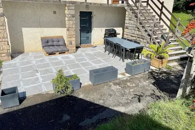 Image de Grande maison familiale avec grand parc