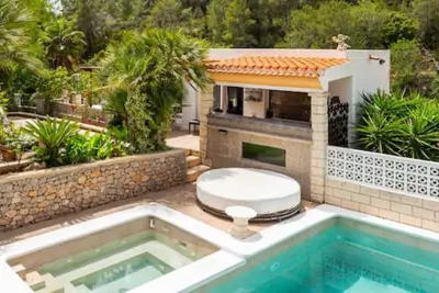 Image de Buscastell villa, Private finca est 1100, 5 beds, pool & jacuzzi.