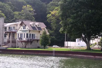 Image de Enchanting Waterfront Vacation Rental near Holland, Michigan