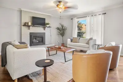 Image de Clemens House - Relaxing Lexington Home for Long Stays