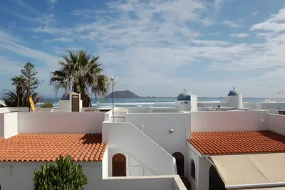 Image de Casa Grisu Corralejo – Vue sur mer, soleil, jacuzzi : des vacances inoubliables