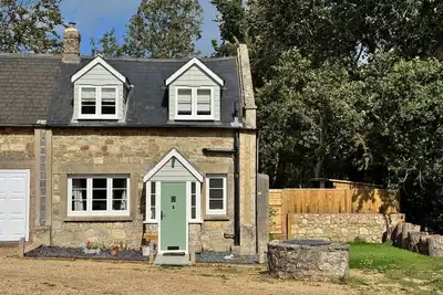 Image de Perfect retreat at Sea Breeze. Period Cottage in Seaview.