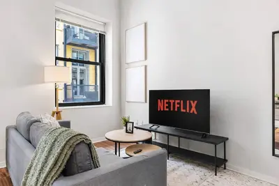 Image de 2 Bed |Carew Tower |Walkable