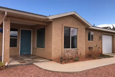 Image de Superb 3-bedroom house with Ac in friendly Page Sleeps 9