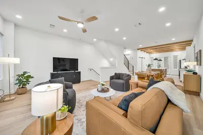 Image de Modern Heights Home Sleeps 8 Garage Near Downtown Houston