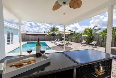 Image de Sunshine Retreat! New! Sparkling Blue Pool And Spa