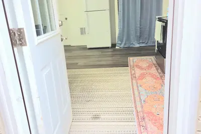 Image de Cozy 2-bedroom house in peaceful Woodbridge