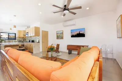 Image de Luxury Home in Brand New Complex in Cerritos Beach