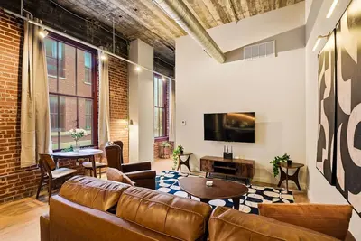 Image de The Meridian | 1br | Rooftop Pool + King Bed + Wd