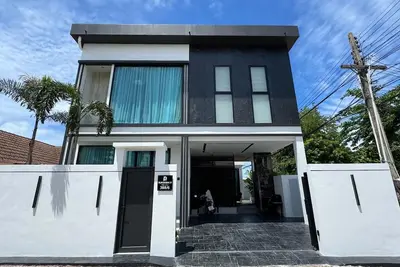 Image de Indiluxe 5 bedroom luxury villa 5 minutes to walking street and nightlife