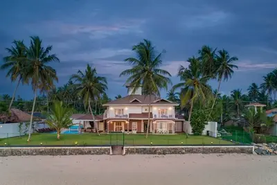 Image de Villa Riina - Beach front 4-bedroom bungalow in beautiful Ambalangoda with Ac