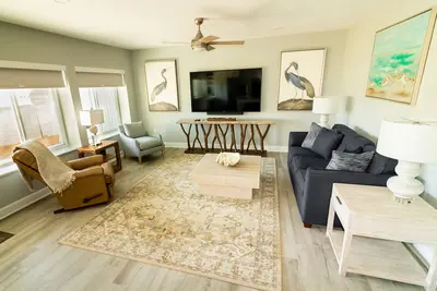 Image de Tide Creek Oasis — Easy Living by the Bay